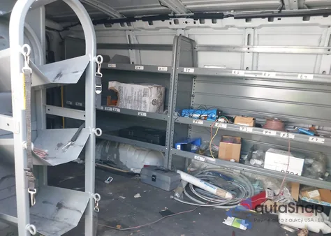 2017 Chevrolet Express 2500 Work Van из США, поврежденный, VIN 1GCWGAFFXH1255574